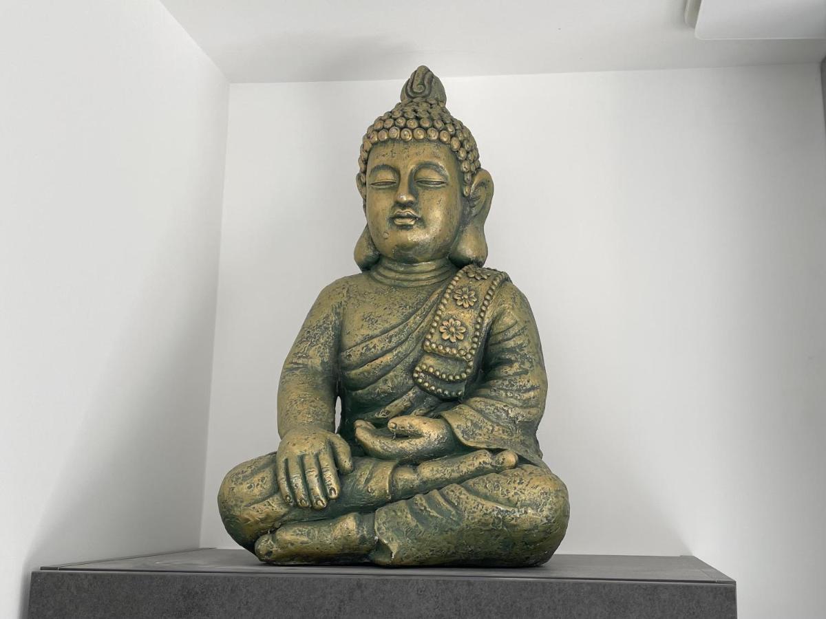 Siam Mahanakhon Appart & Spa Rieux-de-Pelleport Esterno foto